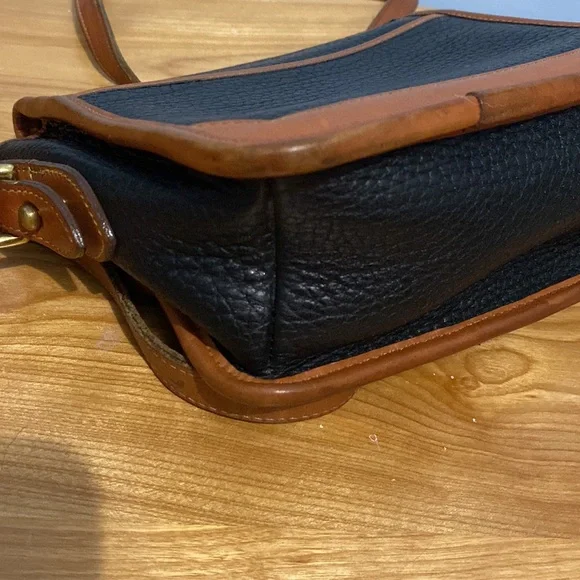 Dooney & Bourke black leather crossbody bag - Picture 7 of 12